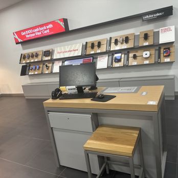 Verizon - Mobile Phones Near Me - Newton, Massachusetts Verizon - Mobile Phones Near Me - Newton, Massachusetts