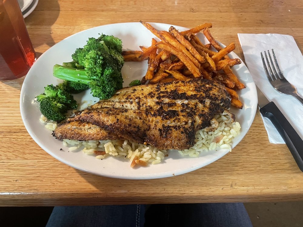 COTTON PATCH CAFE Updated September 2024 41 Photos & 88 Reviews