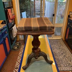 UFO-Upholstery Fabric Outlet - Piano Stool - seat
