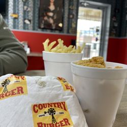 Country Burger - Bacon Cheeseburger with Tater Tots