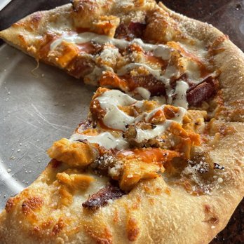 Mellow Mushroom Decatur - Buffalo Chicken - Pizza Near Me - Decatur, Alabama