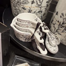 Williams-Sonoma