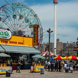 Big Apple Lansman Tours - Summer time tour with Big Apple Lansman Tours...Coney Island & Brighton Beach...