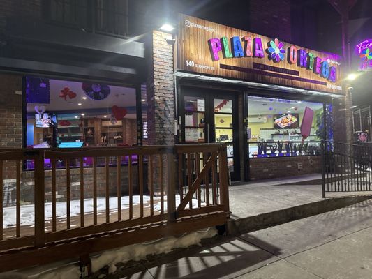 Plaza Ortega by null