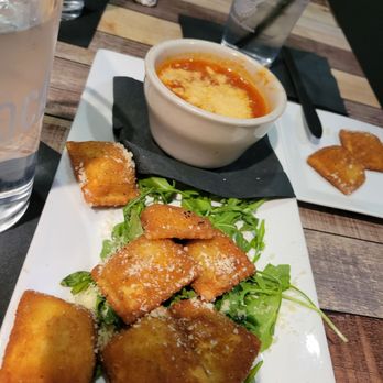Local Provisions - Cheese ravioli (noting special, no flavor and soggy texture) overpriced - Salad Near Me - Newberry, Florida Local Provisions - Cheese ravioli (noting special, no flavor and soggy texture) overpriced - Salad Near Me - Newberry, Florida