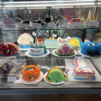 Baskin Robbins - Pre made cakes/ designs - Custom Cakes Near Me - Las Vegas, Nevada