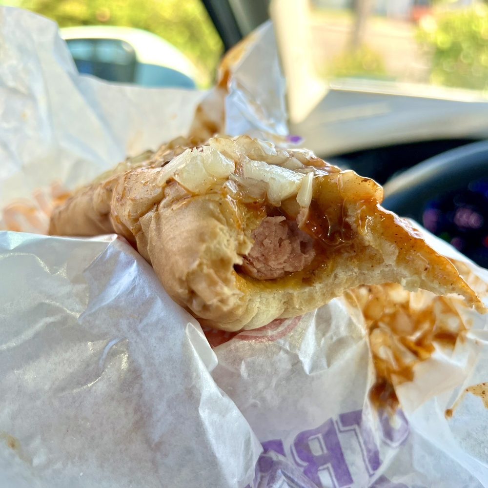 Wienerschnitzel - Chili Cheese Dog - Hot Dogs Near Me - Escondido, California Wienerschnitzel - Chili Cheese Dog - Hot Dogs Near Me - Escondido, California
