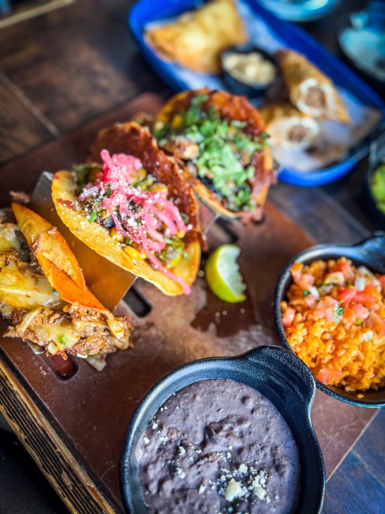 Que Onda Tacos + Tequila