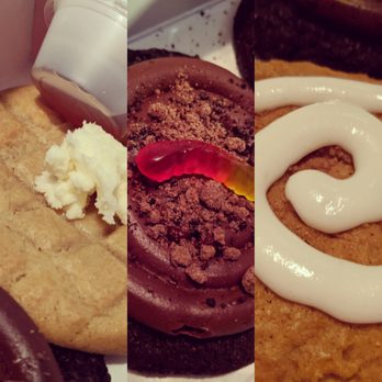 Crumbl - Beaverton - Waffle, dirt cake, pumpkin - Bakeries Near Me - Beaverton, Oregon Crumbl - Beaverton - Waffle, dirt cake, pumpkin - Bakeries Near Me - Beaverton, Oregon