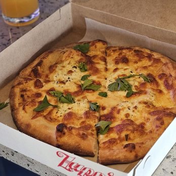 Two Roads Brewing - Alla vodka pizza - Breweries Near Me - Stratford, Connecticut