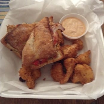 Smoking Monkey Pizza - Chicken and pepper sand which and fried cauliflower - Pizza Near Me - Renton, Washington Smoking Monkey Pizza - Chicken and pepper sand which and fried cauliflower - Pizza Near Me - Renton, Washington