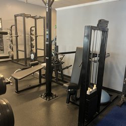 Kraken Performance Gym - Bear overhead shoulder press machine