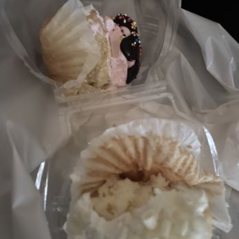 Marina Marketplace - Old cupcakes - Grocery Near Me - Stockton, California