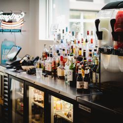 Fairfield by Marriott Inn & Suites Springfield Enfield - Poolside Bistro Bar