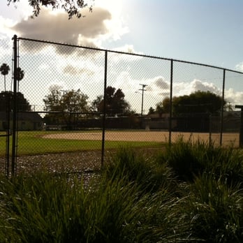 Vista La Mesa Park - Parks Near Me - La Mesa, California Vista La Mesa Park - Parks Near Me - La Mesa, California