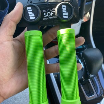 Frank's Bike Shop - Your going to tell me these grips are $25?! - Bikes Near Me - Downey, California Frank's Bike Shop - Your going to tell me these grips are $25?! - Bikes Near Me - Downey, California