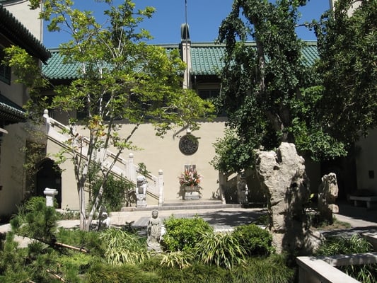 USC Pacific Asia Museum by null