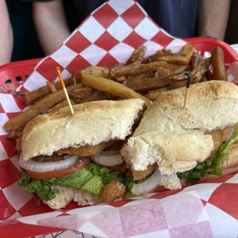 Davies' Chuck Wagon Diner - Diners Near Me - Lakewood, Colorado
