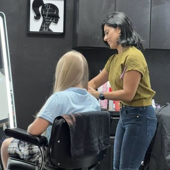 Looks By Carmen - Hair Stylists Near Me - Irving, Texas Looks By Carmen - Hair Stylists Near Me - Irving, Texas