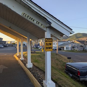 Silver Sands - Hotels Near Me - Rockaway Beach, Oregon Silver Sands - Hotels Near Me - Rockaway Beach, Oregon