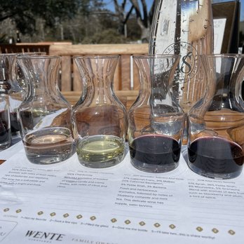 Wente Vineyards - Legacy Flight - Wine Tasting Room Near Me - Livermore, California Wente Vineyards - Legacy Flight - Wine Tasting Room Near Me - Livermore, California