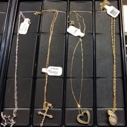 PJ's Pawn Plus - LADIES NECKLACES