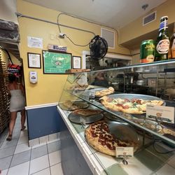 Duetto Pizza and Gelato - Pizza selection