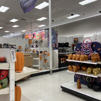 Target - Department Stores Near Me - Long Beach, California