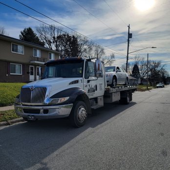 Schmidt Towing & Transport - Towing Near Me - Clinton, Iowa Schmidt Towing & Transport - Towing Near Me - Clinton, Iowa