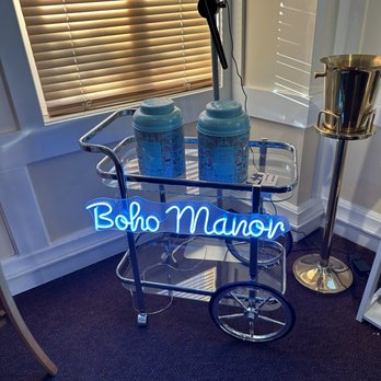 Boho Manor - Hotels Near Me - Monte Rio, California Boho Manor - Hotels Near Me - Monte Rio, California