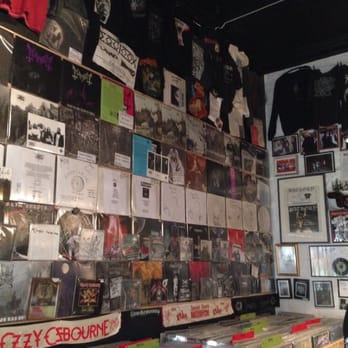Neseblod Records - Music & DVDs Near Me - Oslo, 03