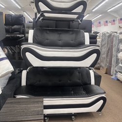 Mattress Mike - Set in the store to showcase