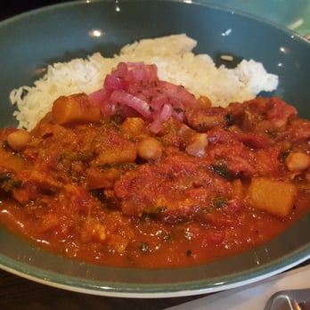 Las Iguanas - Vegan chilli with chickpeas, sweet potato, butternut squash and pink pickled onion. - Mexican Near Me - Glasgow, GLG