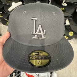 Lids - New Era Dodgers Gray Cap.