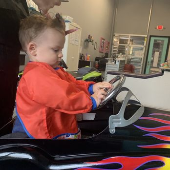 Little Angels Kid Salon - Hair Salons Near Me - Salem, Oregon