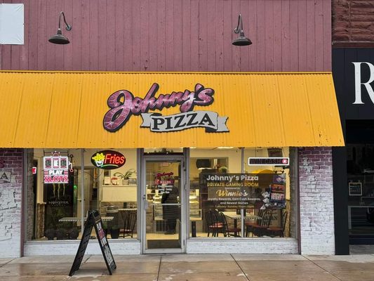 Johnny's Pizza, 265 S Schuyler Ave, Kankakee, IL 60901, US