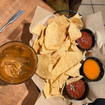 Cocina Madrigal - Chips and salsa - Tacos Near Me - Phoenix, Arizona