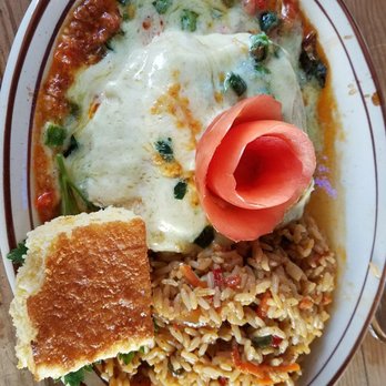 Jose Tejas - Chicken Guadalajara, it's a tad spicy due to the chorizo but not much,rice was a little salty due to the broth thats on it but pretty good - Tex-Mex Near Me - Fairfield, New Jersey