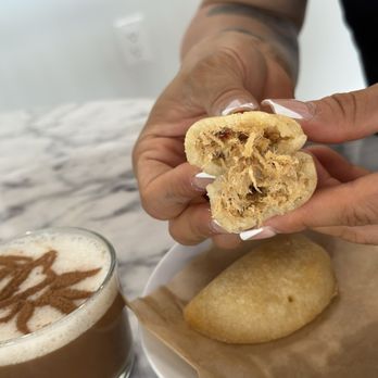 White Rose Coffee - Coffee & Tea Near Me - Miami, Florida White Rose Coffee - Coffee & Tea Near Me - Miami, Florida