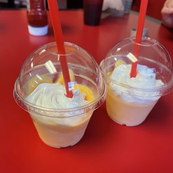 Cedar Glen Malt Shop - Kids orange cream shake (split) - American Near Me - Cedar Glen, California Cedar Glen Malt Shop - Kids orange cream shake (split) - American Near Me - Cedar Glen, California