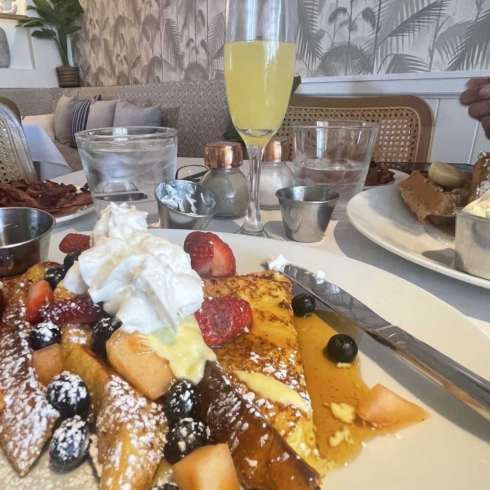 75 Main - New American Near Me - Southampton, New York