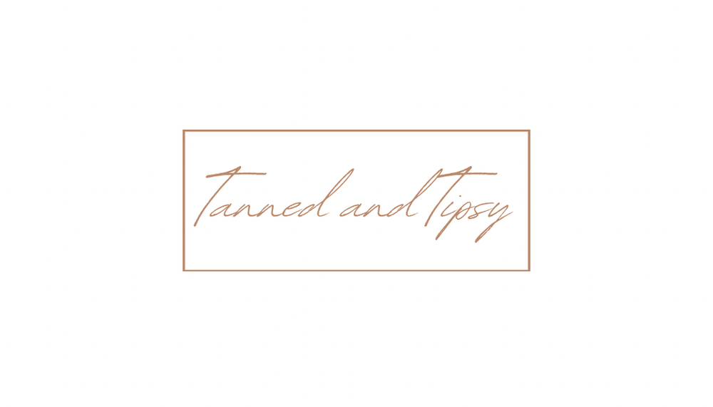 Tanned and Tipsy Logo