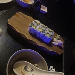 Fuji Japanese Steakhouse - R7. California Roll