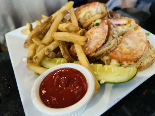 1518 Bar & Grill by null