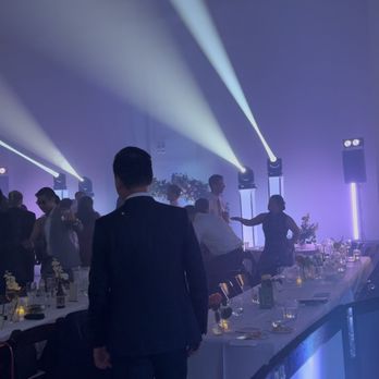DJ Raymix - Upgrade, Intelligent, programed lighting - DJs Near Me DJ Raymix - Upgrade, Intelligent, programed lighting - DJs Near Me