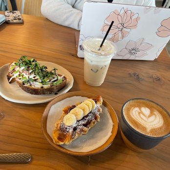 Cloud9 Coffee - Croffle - banana and Nutella; latte (hot) - Coffee & Tea Near Me - Palo Alto, California