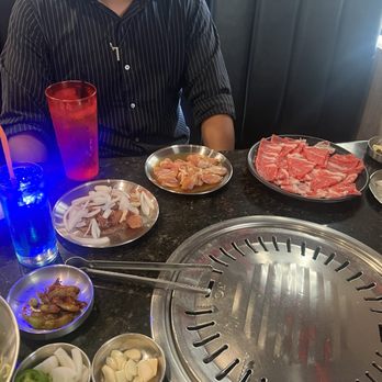 Q K-BBQ - PRIME CHADOL (BRISKET), GARLIC CALAMARI, SPICY CHICKEN BULGOGI, SOY GARLIC CHICKEN BULGOGI - Barbeque Near Me - Buena Park, California Q K-BBQ - PRIME CHADOL (BRISKET), GARLIC CALAMARI, SPICY CHICKEN BULGOGI, SOY GARLIC CHICKEN BULGOGI - Barbeque Near Me - Buena Park, California