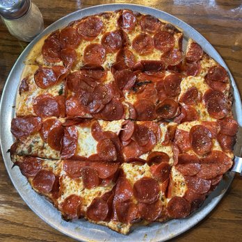 Pequod's Pizza - 12" Medium Thin Pizza - Pizza Near Me - Chicago, Illinois Pequod's Pizza - 12" Medium Thin Pizza - Pizza Near Me - Chicago, Illinois