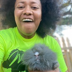 Aunt Louise's Farm - The cutest bunny
