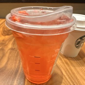 Starbucks - Strawberry Aa Lemonade Refresher - Coffee & Tea Near Me - Edison, New Jersey